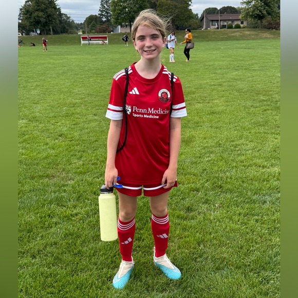 Kyleigh’s HandKrafted Korner- Art/Pens/Cards
For Soccer ⚽️ Camp - Picture 7 of 15